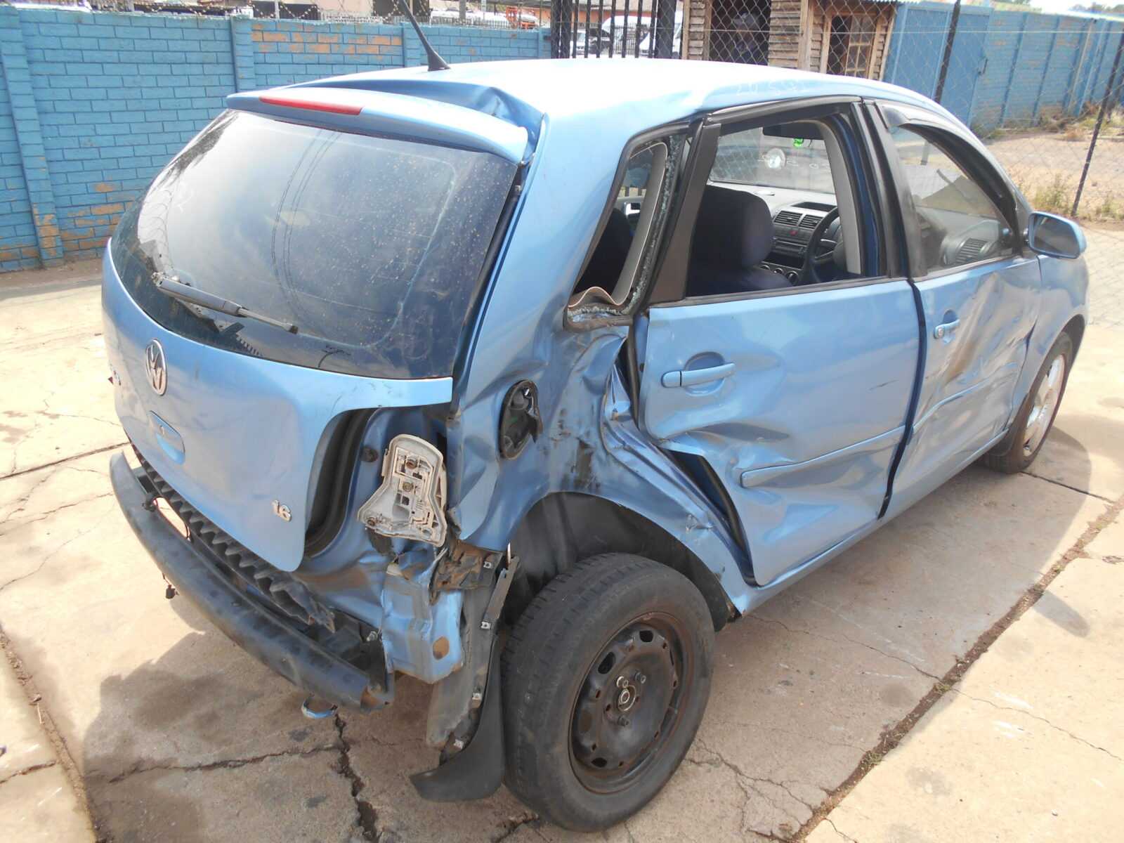 Volkswagen Polo 9n 1.6i 2007 _ Stripping for Spares - Image 2